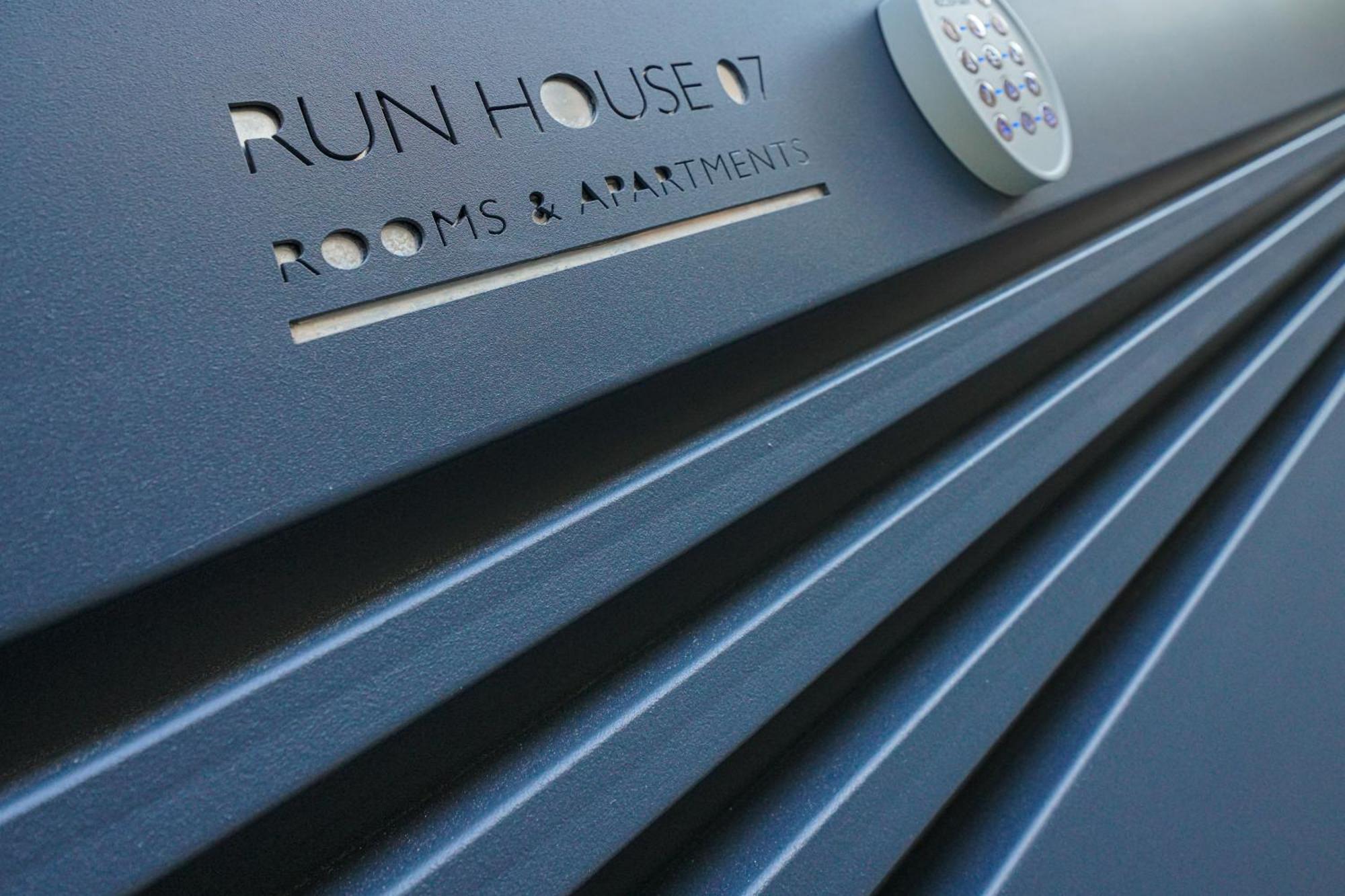Run House 07 Rooms & Apartments Cassano delle Murge Exteriér fotografie
